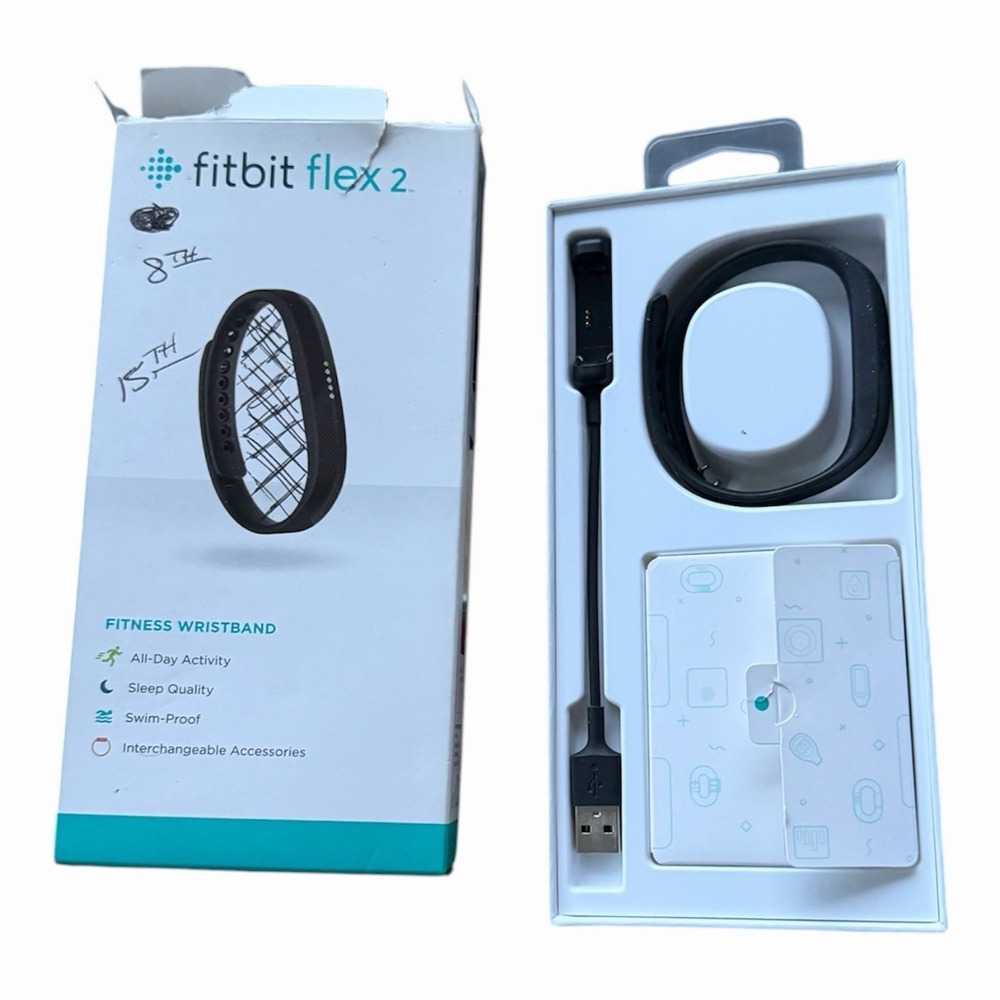 Fitbit Flex 2 Fitness Wristband Activity Tracker, Black ; Lightly used